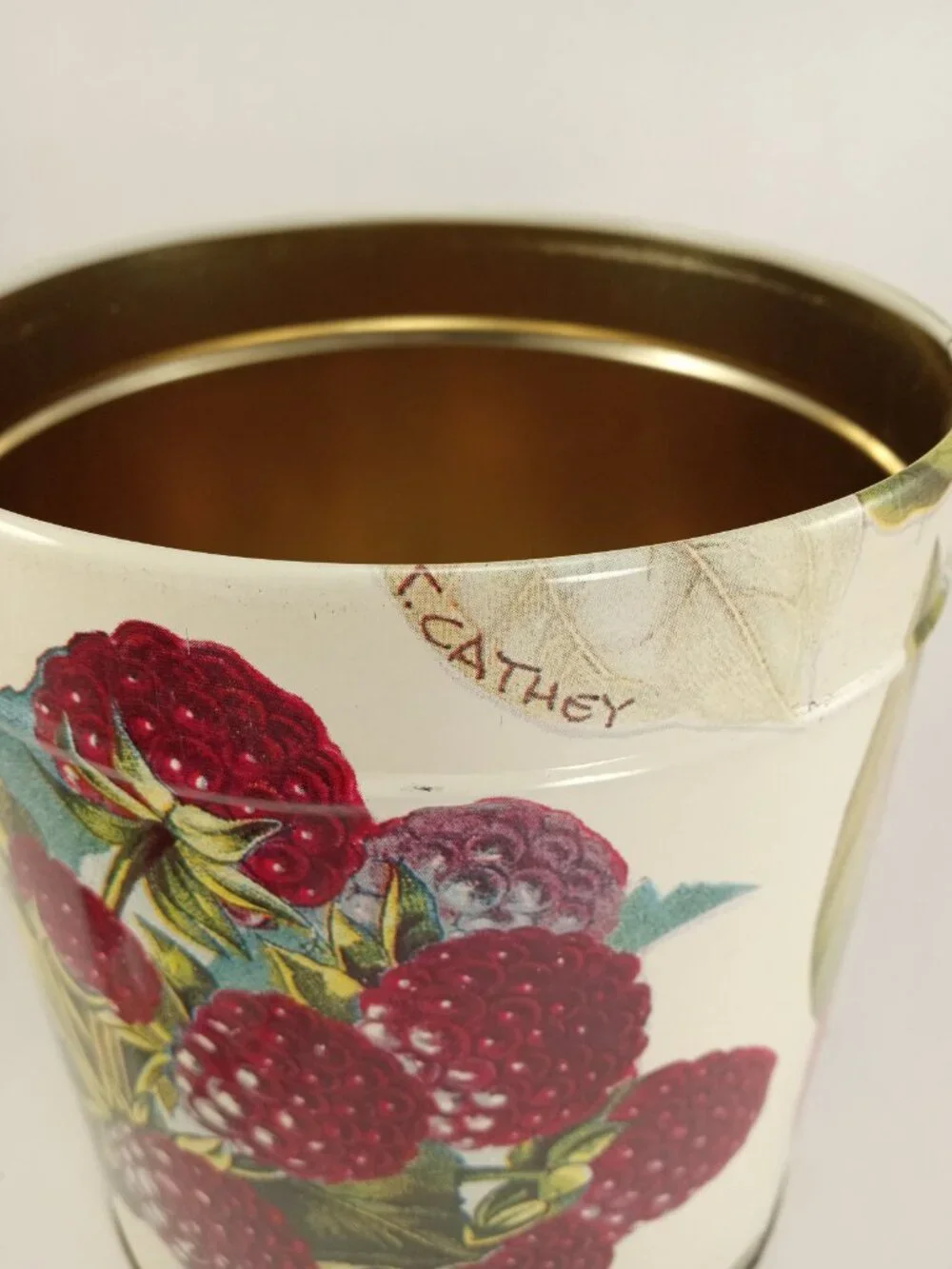 Vintage Department 56 Berries Tin 6